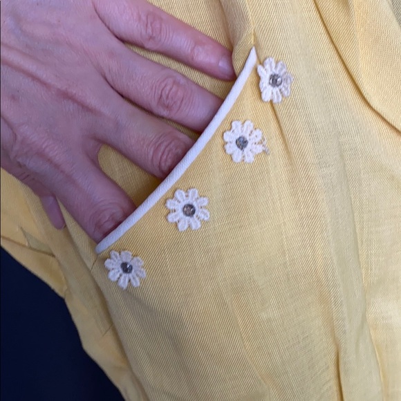 Vintage Linen Yellow Daisy Dress - Picture 4 of 6